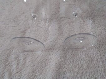 Sada sklenic na víno KINLEY - 4