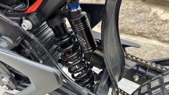 Malaguti XAM elektrické enduro SPZ - 4