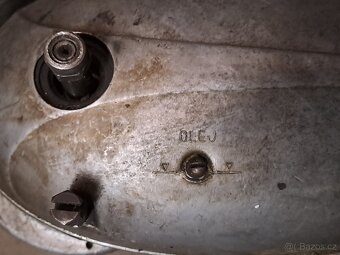 Velorex 350, motor do tříkolky - 4