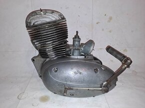 Jawa 250/553 Libeň motor - 4