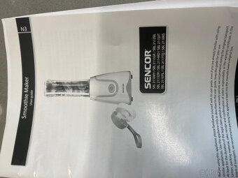 Nový stolní mixér SENCOR SBL 2114RD - 4