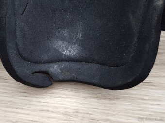Chrániče na fotbal UMBRO - 4