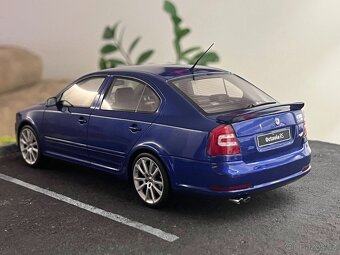 1:18 Škoda Octavia RS 2.0 TFSI - Dynamic Blue - OttOmobile - 4