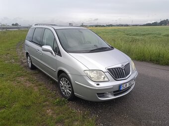 Lancia Phedra 2.2 JTD 125kW, r.v. 2008 – maximální výbava - 4