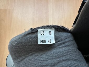 Kolečkové brusle Bladerunner PRO XT velikost 43 + chrániče - 4