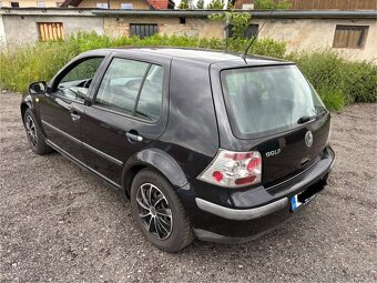 Prodám Volkswagen Golf IV. 1,4. 55 Kw benzín - 4