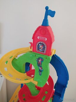 Dráha pro autíčka Fisher Price - 4