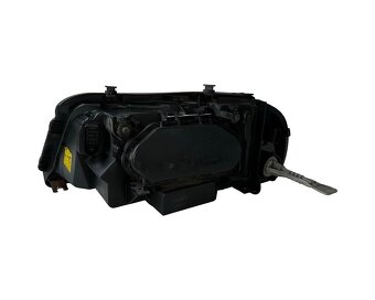 Pravý halogen 7M3941016AD VW Sharan 7M r.v. 2007 - 4