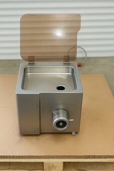 Chlazený mlýnek na maso Mado Eskimo MEW 615 - 4