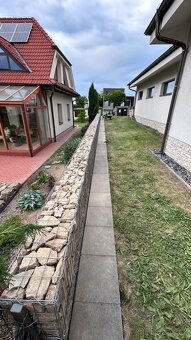 Gabionové ploty a zámková dlažba – Profesionální realizace p - 4