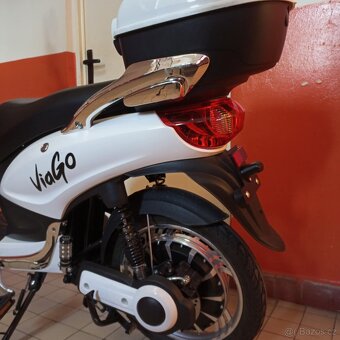 Elektroskútr Viago Riga 1000W bez ŘP - 4