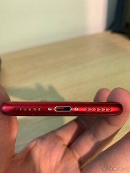 Prodám iPhone SE 2022 (3. generace), 128 GB, 5G – červený - 4