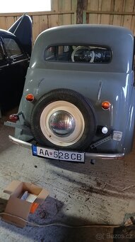 Moskvič 401 - 4