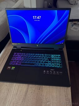 Herní notebook Acer nitro 17 - 4