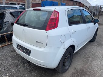 Fiat Punto 2008, 1.2i - 4