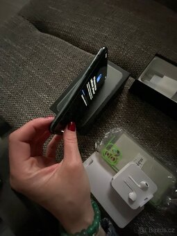 iPhone 11 Pro - 4