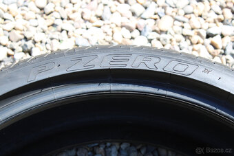 Prodám 1ks letní pneu Pirelli P-ZERO 245/35/21 96Y RUN/FLAT - 4
