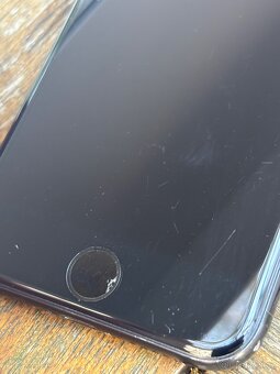 iPhone 7 32GB - 4