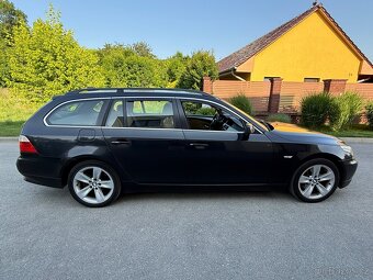 BMW 530xd Touring LCI – 3.0D, xDrive, panorama, STK 04/2027 - 4