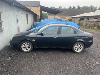 Alfa Romeo 156 2.5 v6 - 4