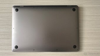 Apple MacBook Air M1 - ROK STARÝ - 4