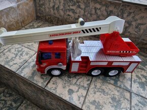 Auta se sbirky Shell + hracky - 4