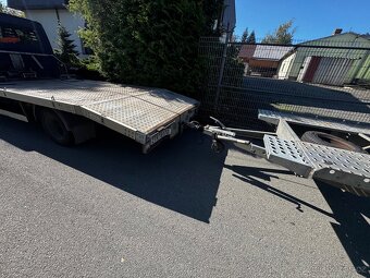 Odtahova souprava iveco daily 3.0 vlek dvojplato 8,5 m - 4