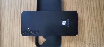 Nový nepoužítý telefon Samsung Galaxy A05s - 4