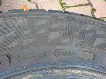 Nokian zimní pneu 185x65x15 - 4