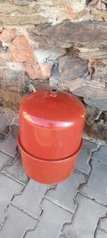 Expanzní nádoba Reflex 25 litrů - 4