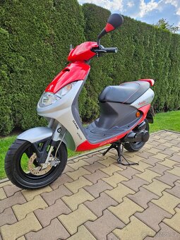Skútr Peugeot Vivacity 50 - 4