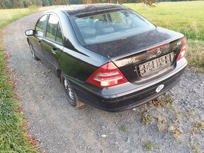 Prodám veškeré náhradní díly z Mercedes C 2.2cdi - 4