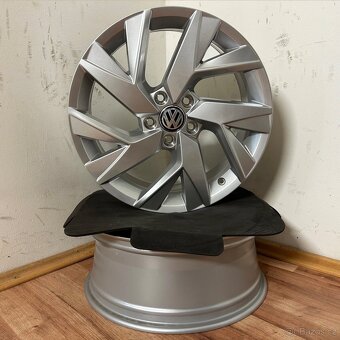 VW TIGUAN/ŠKODA KODIAQ 5x112 R18 ET43 7Jx18 57,1mm - 4