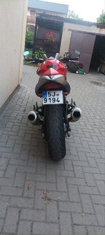 Cagiva V-Raptor 1000 - 4