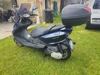 Yamaha Majesty 125 - 4
