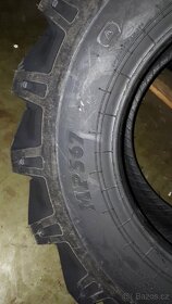 Pneu 10.0/75-15.3 BKT - 4