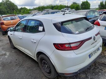 Renault Mégane IV 1,5 BLUE DCI - 4