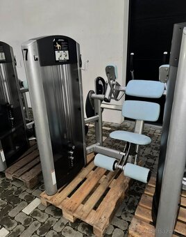 Life Fitness Signature - 4