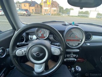 Mini Cooper Clubman - 4