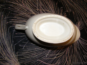 Omáčník s červenými kvítky - 4