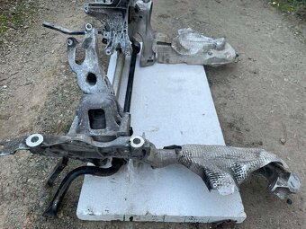Nápravnice Audi A4 B8 - 4