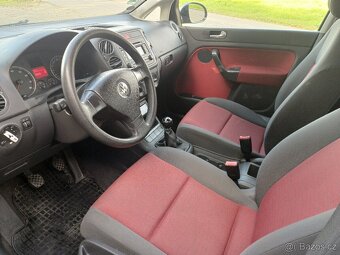 golf 5 plus 1,6 - 4
