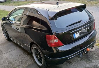 Honda Civic 7g 1.4i 66kW
- 4