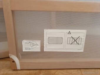 Dvě IKEA postýlky SNIGLAR a příslušenství - 4