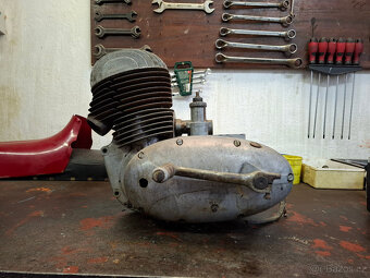 Motor ČZ 175/450 - 4