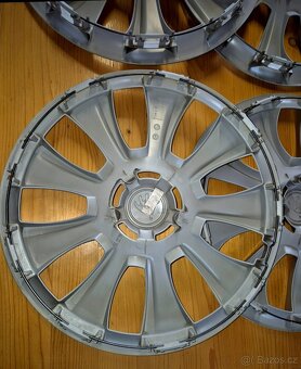 Poklice originál ŠKODA R17 - 4