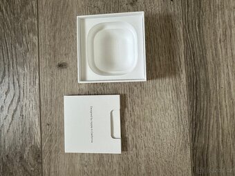 Apple AirPods 4 (bez ANC) - 4