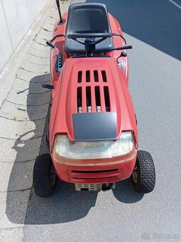 Prodám zahradní traktor MTD - 4