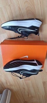 NOVÉ sportovní boty Nike Cosmic Runner vel. 39 - 4