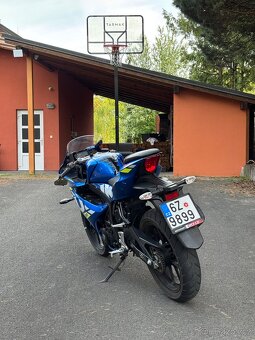 Suzuki gsxr 125 2023 - 4